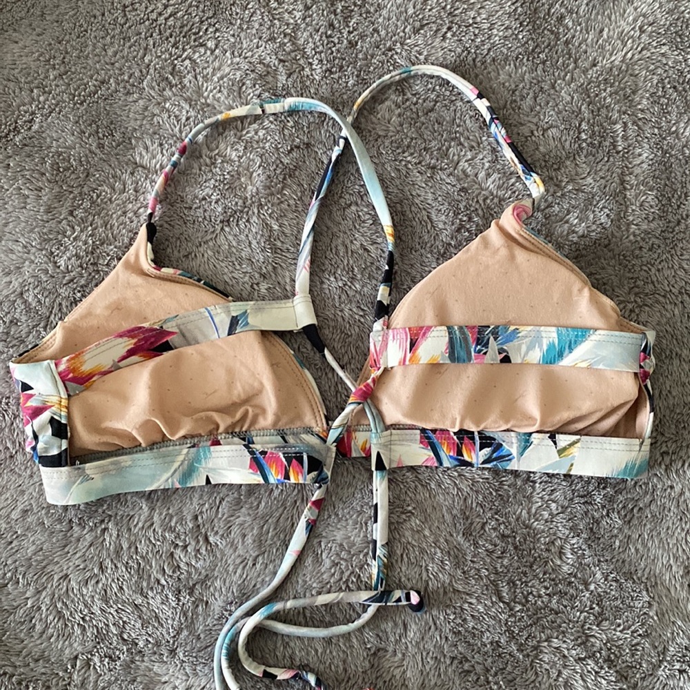 Volcom Bikini Top - Picture 2 of 2